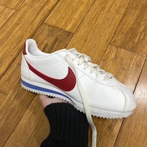 Nike shoes